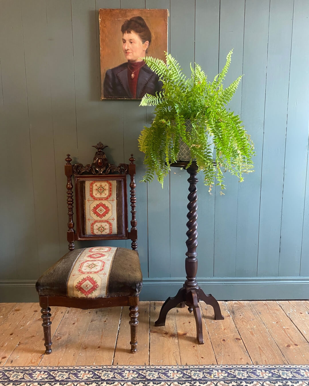 Victorian Barley Twist Plant Stand