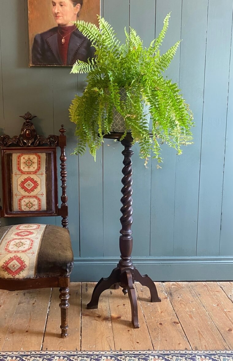 Victorian Barley Twist Plant Stand