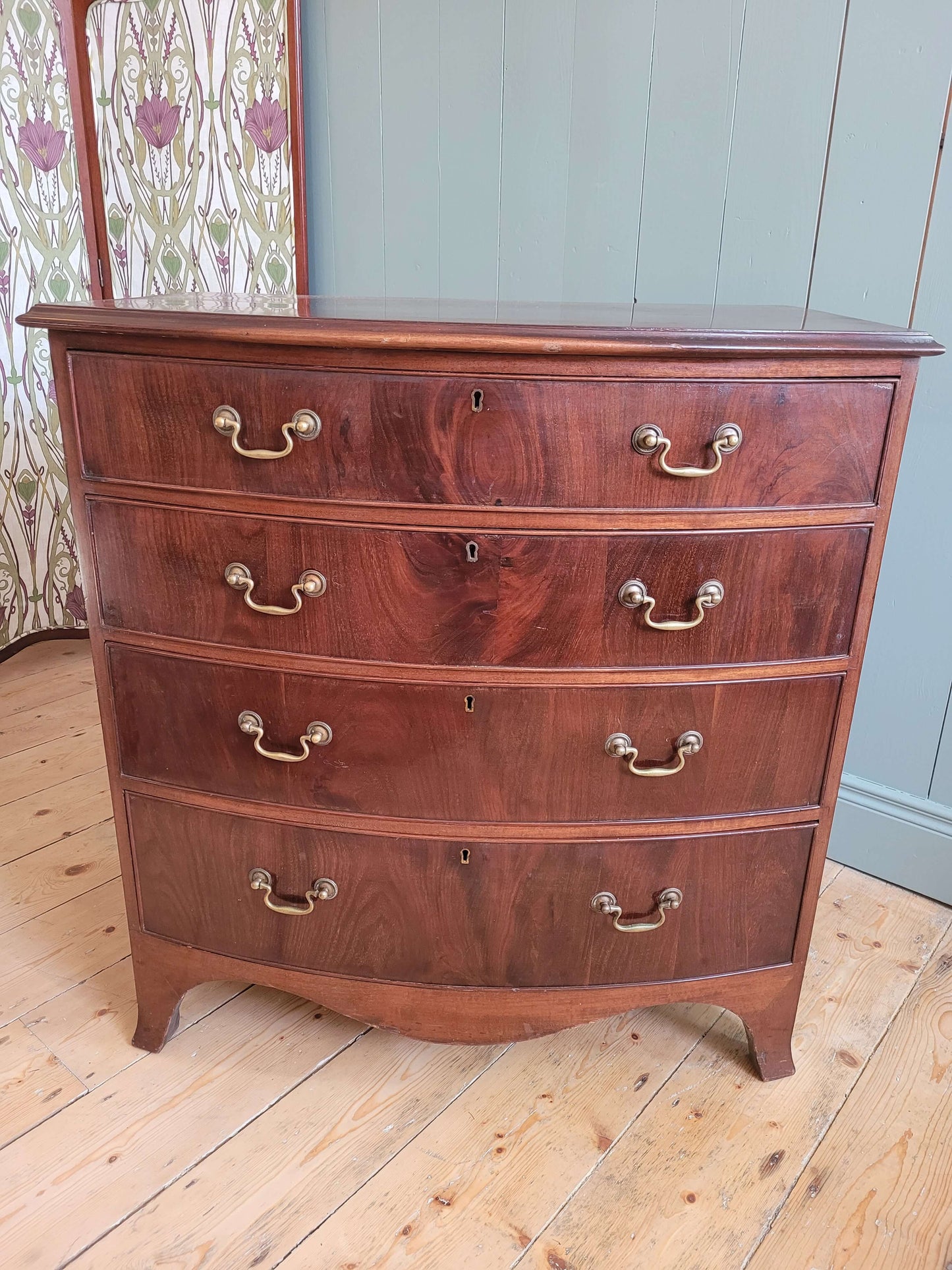 Victorian Bow Front Chest of Drawers