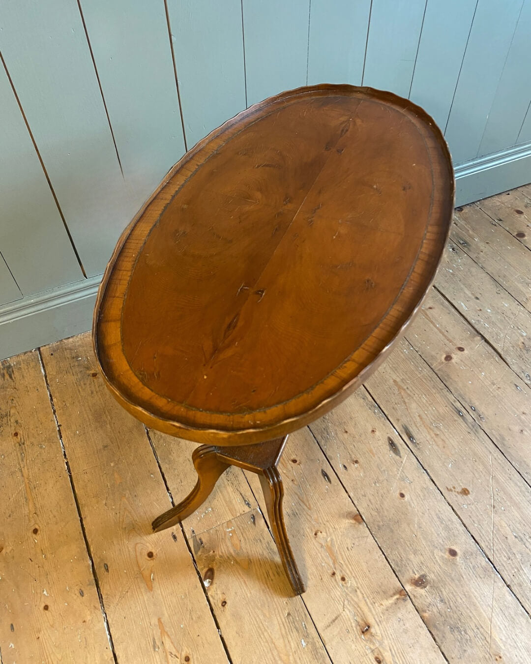 Victorian Burr Walnut Side Table c1860