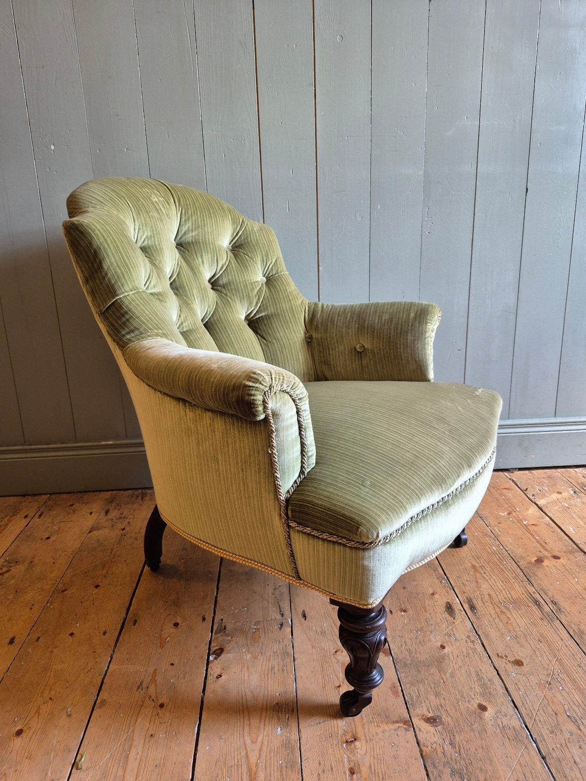 Victorian Button Back Armchair
