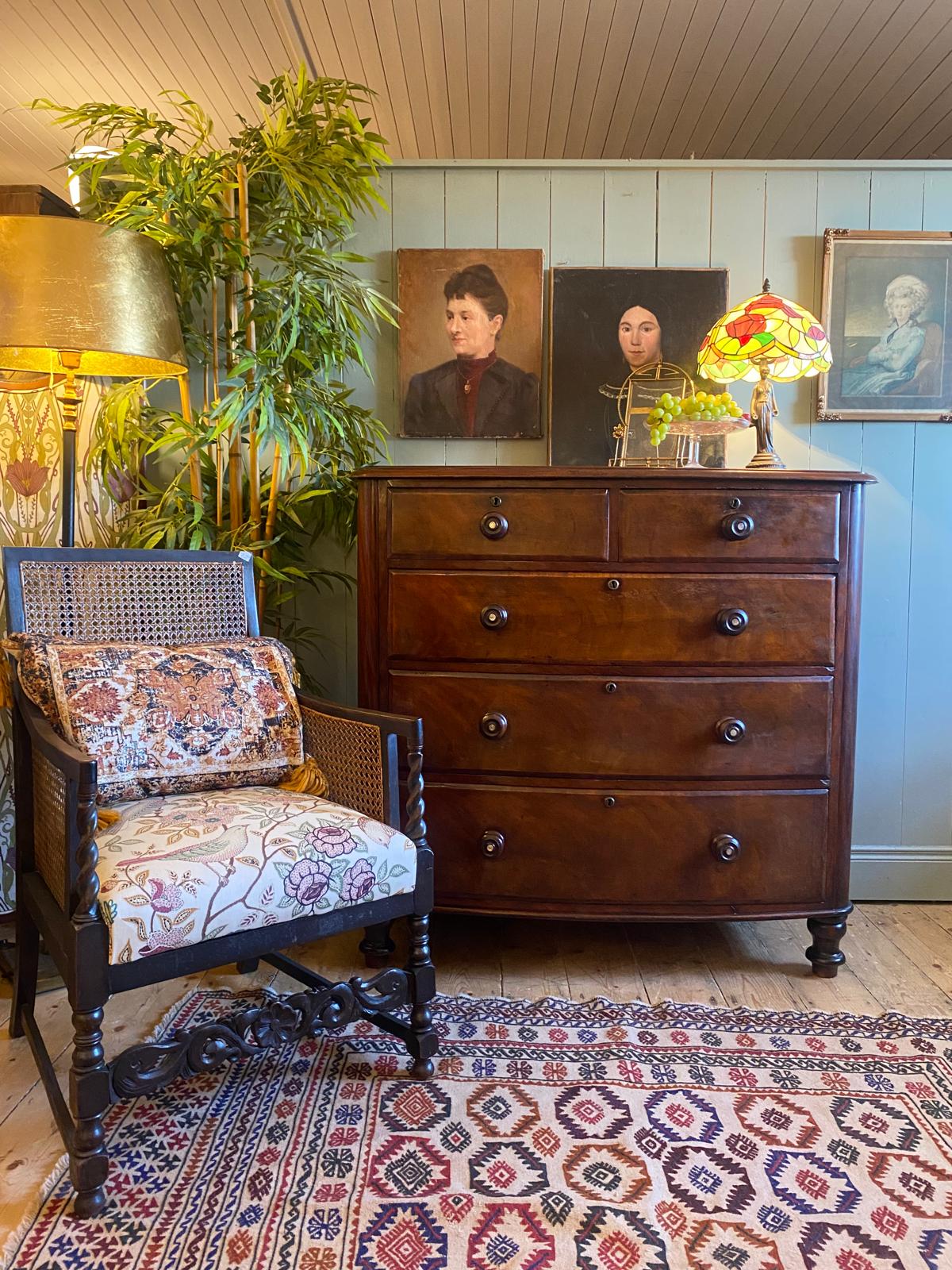 Victorian Flamed Mahogany Chest of Drawers