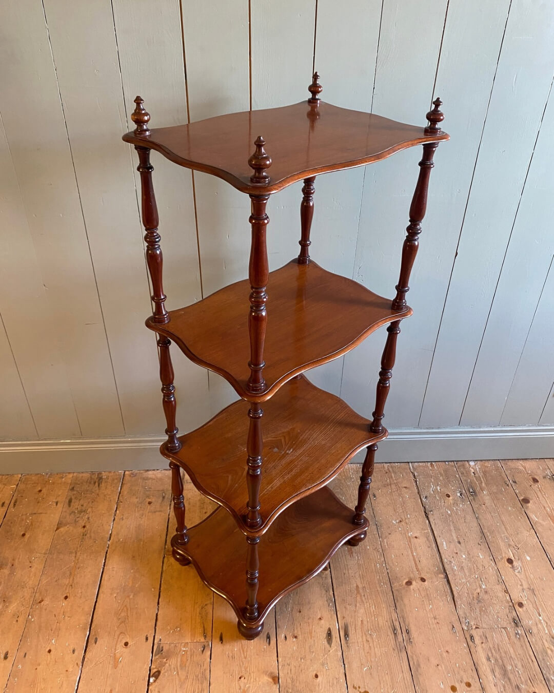 Victorian Four-Tiered Mahogany Whatnot