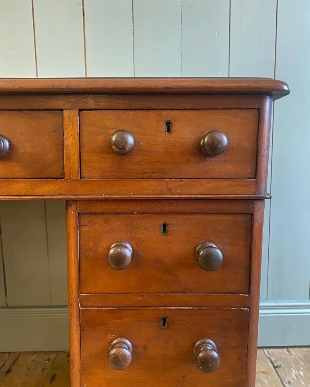 Victorian Ladies' Writing Desk
