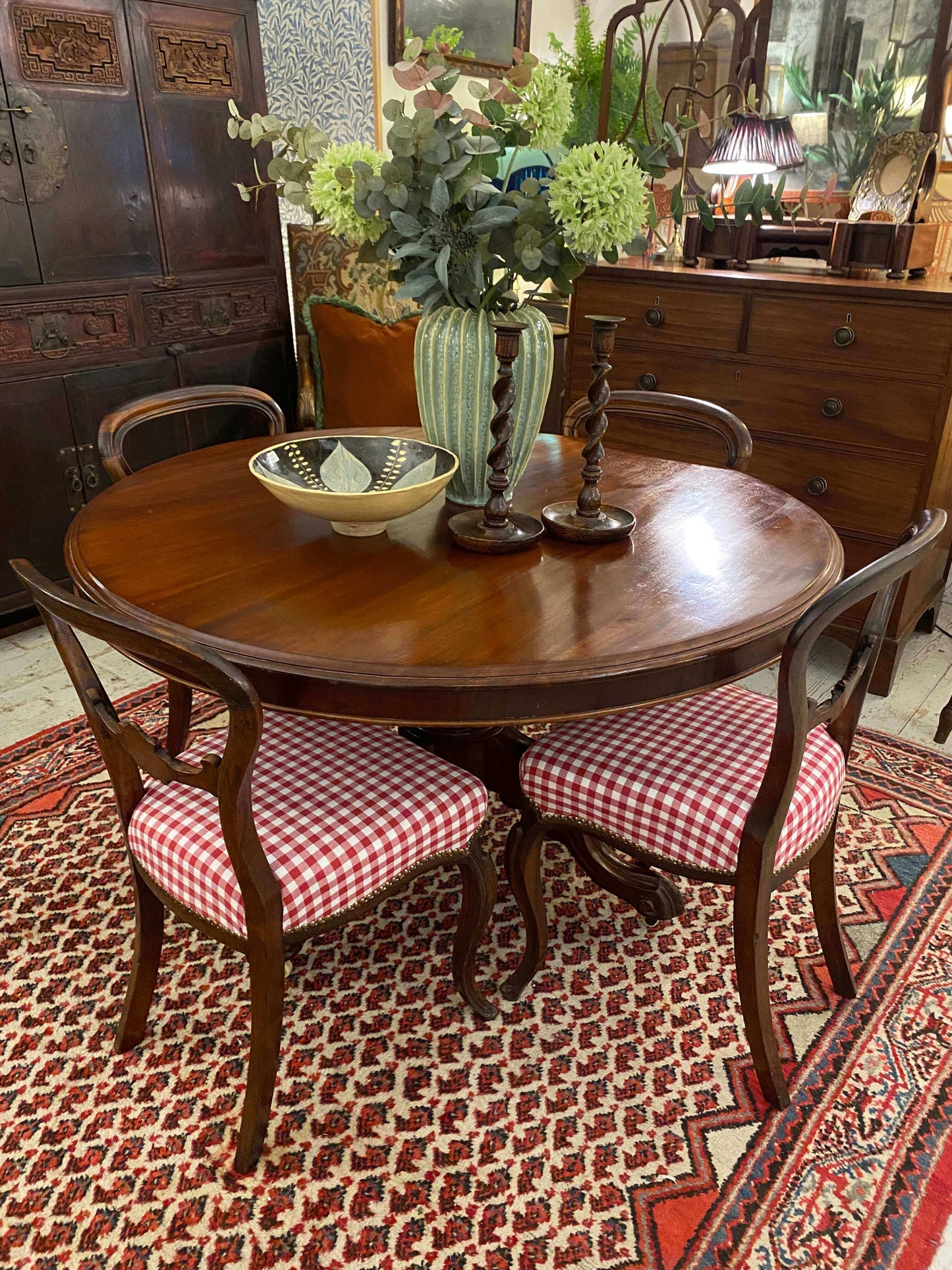 Victorian Mahogany Breakfast Table
