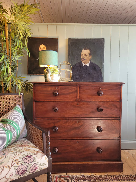 Victorian Mahogany Chest of Drawers
