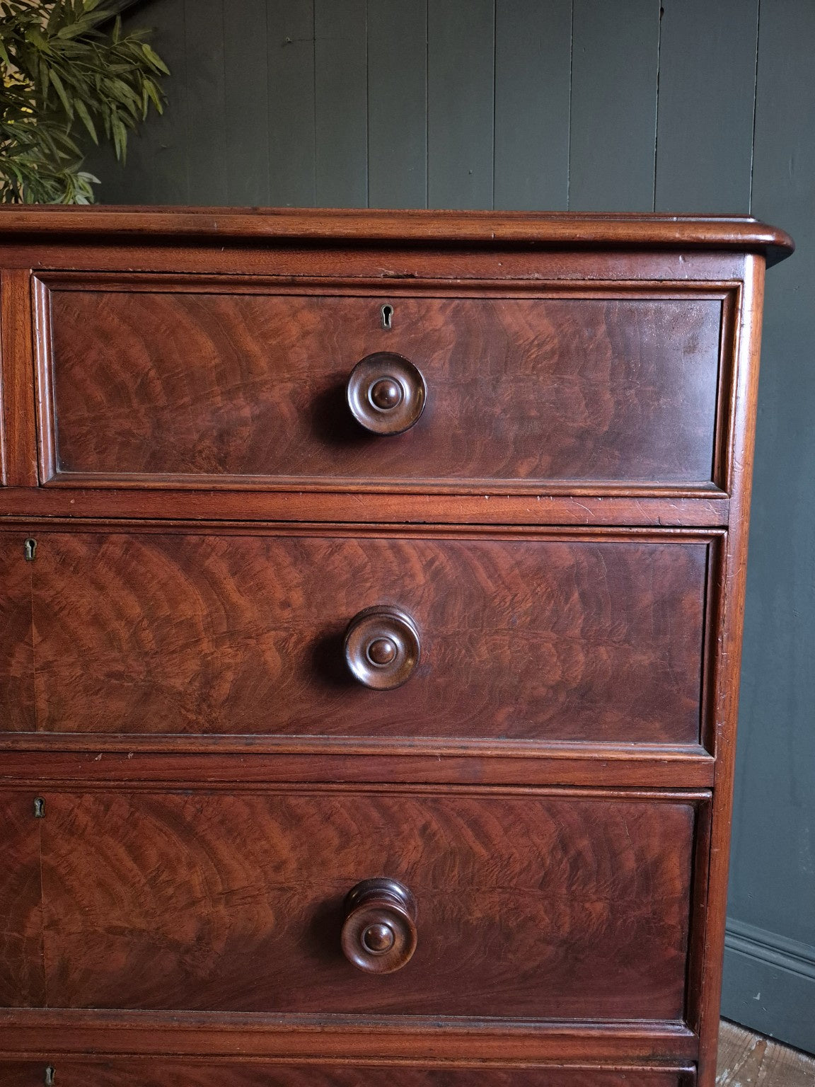 Victorian Mahogany Chest of Drawers