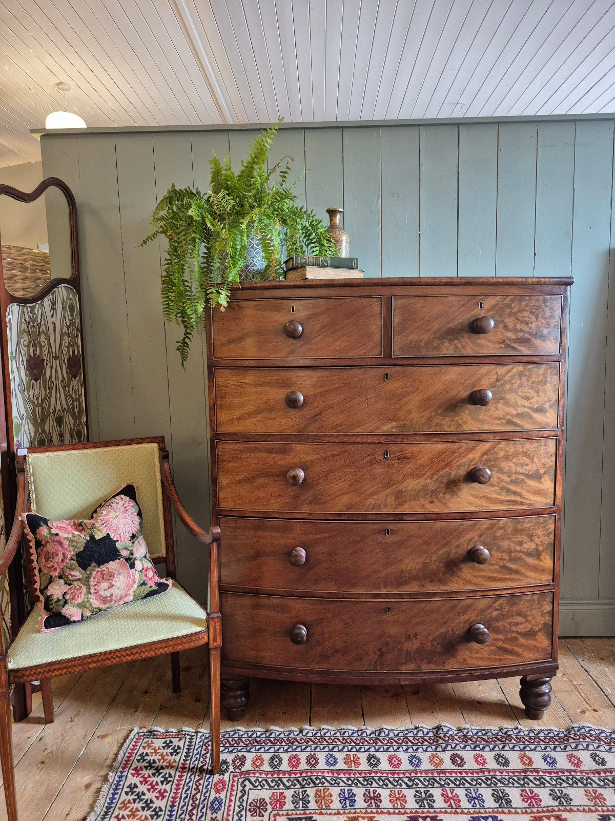 Victorian Mahogany Chest of drawers