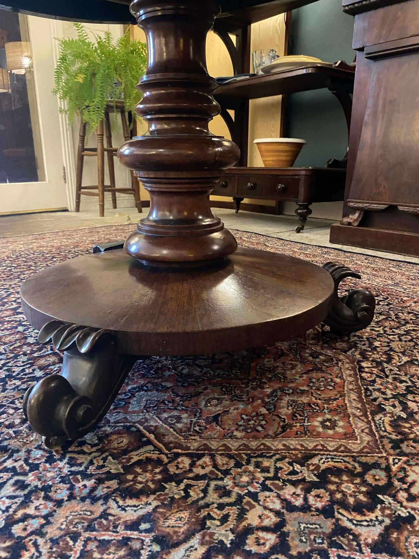 Victorian Mahogany Dining Table and Chair Set