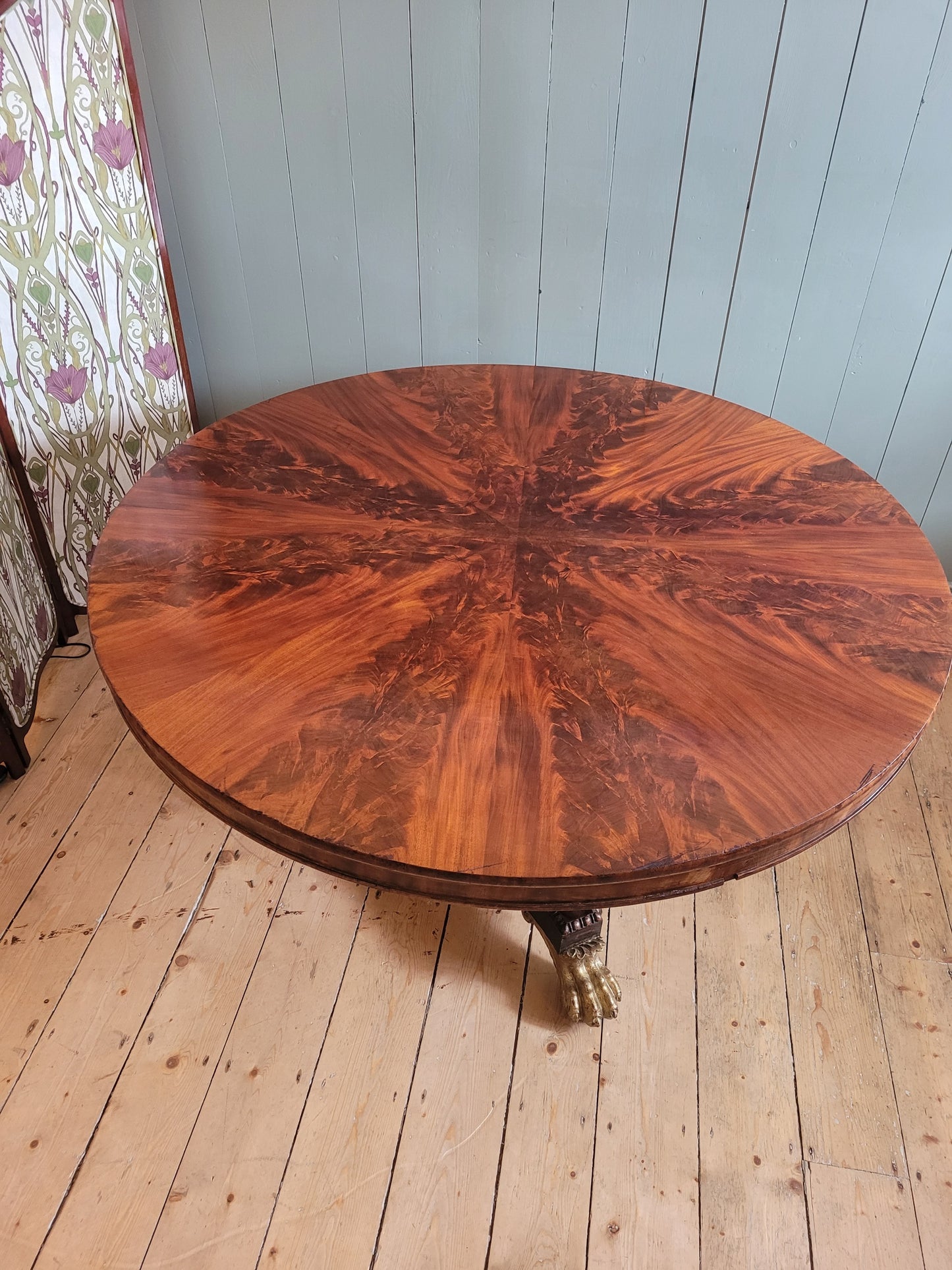 Victorian Mahogany Dining Table