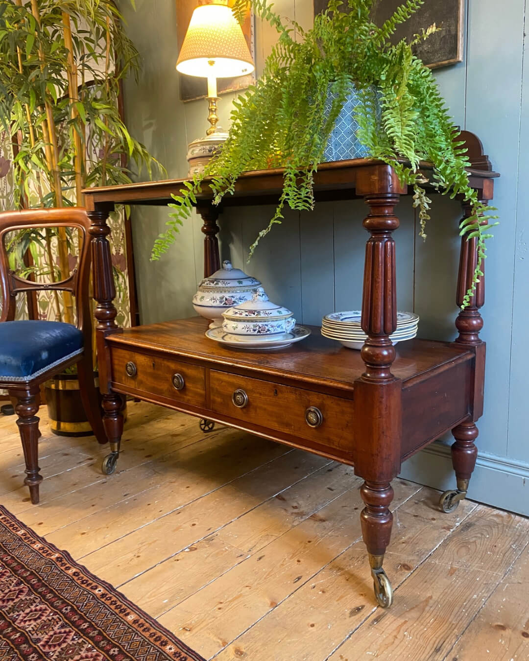 Victorian Mahogany Dumb Waiter