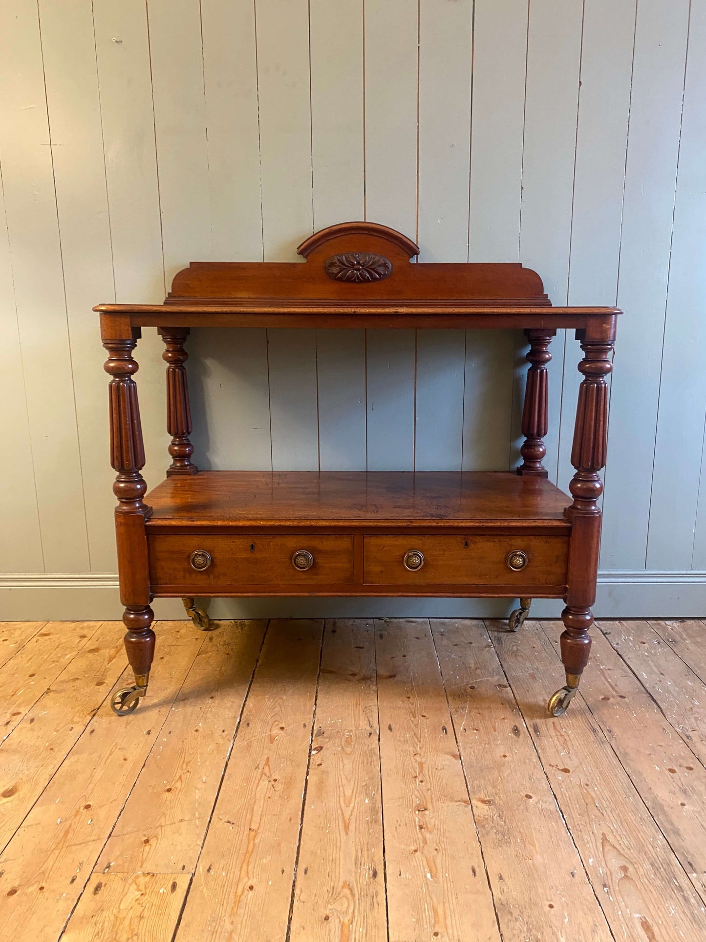 Victorian Mahogany Dumb Waiter