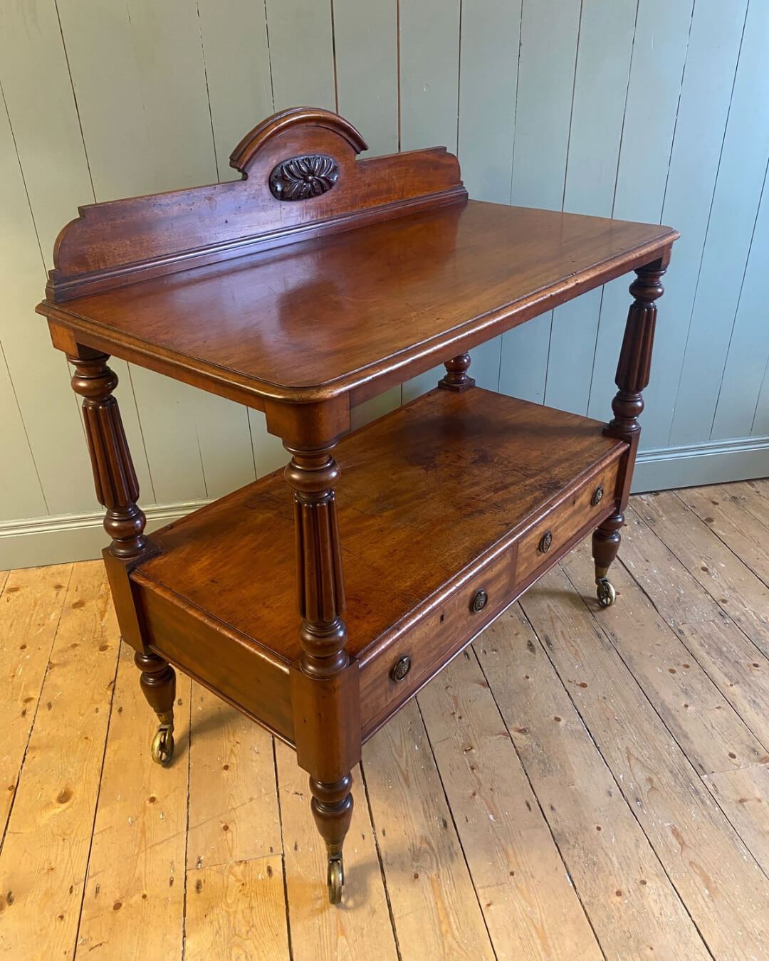 Victorian Mahogany Dumb Waiter