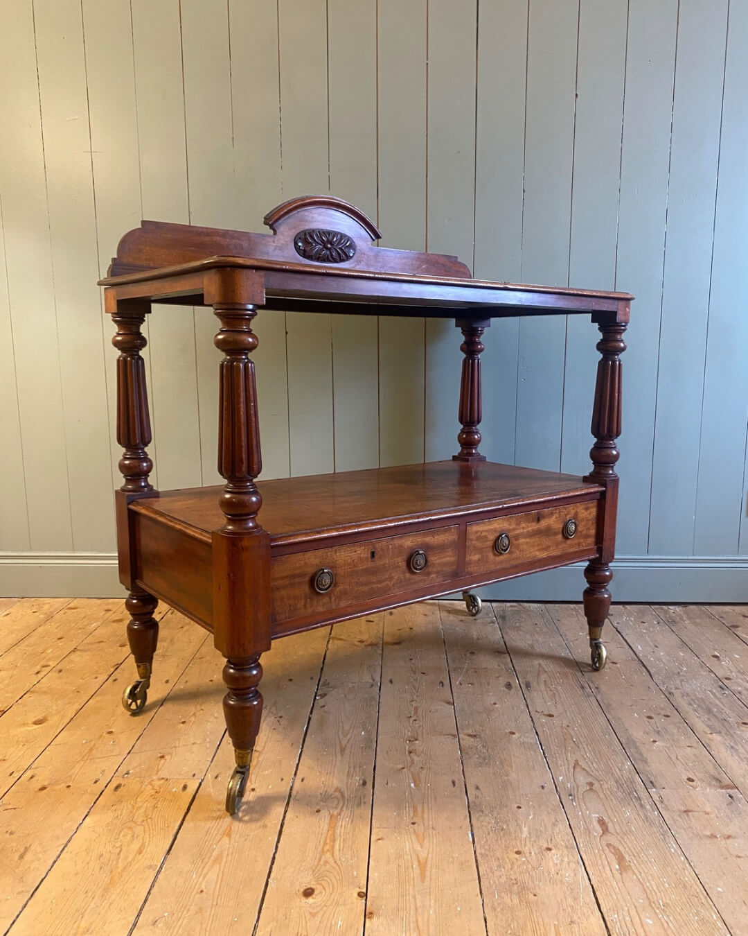 Victorian Mahogany Dumb Waiter