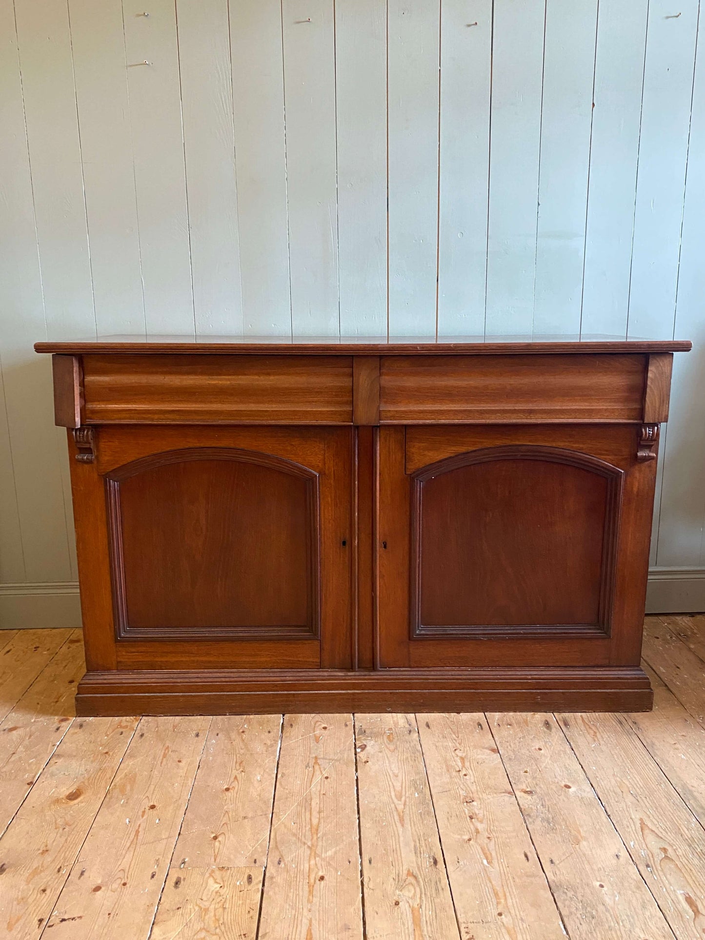 Victorian Mahogany Sideboard