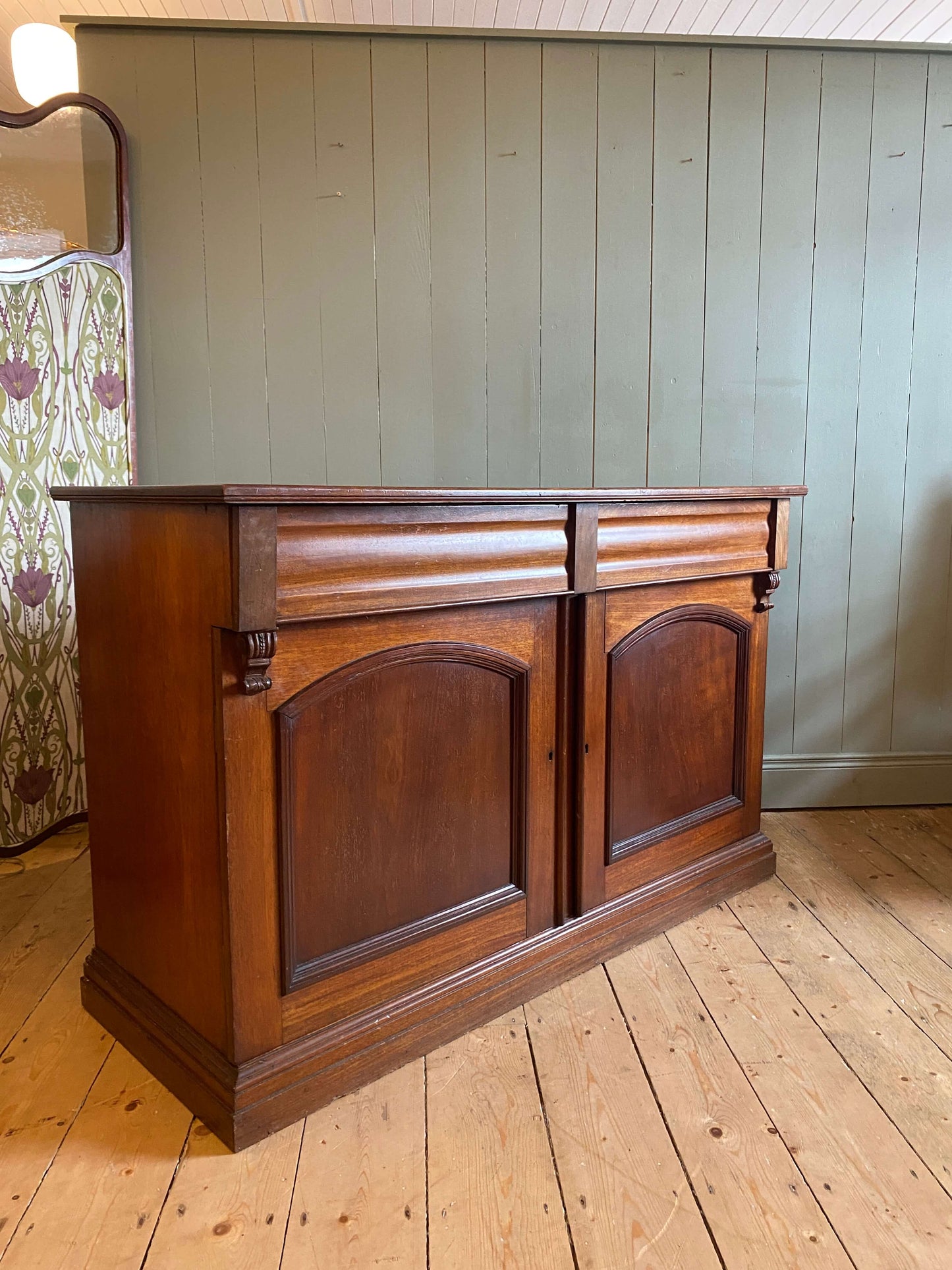 Victorian Mahogany Sideboard