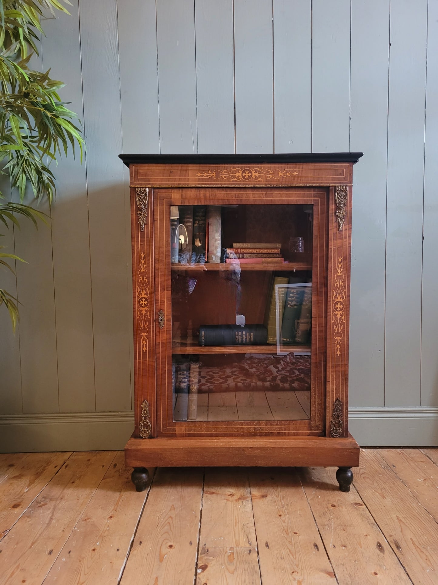 Victorian Pier Cabinet