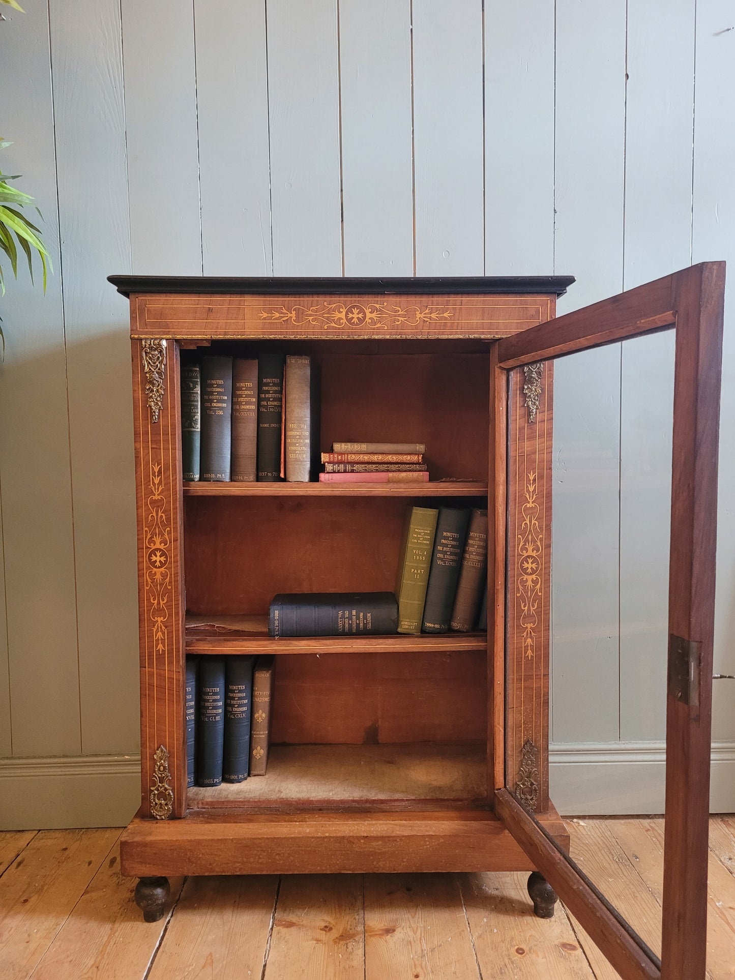 Victorian Pier Cabinet