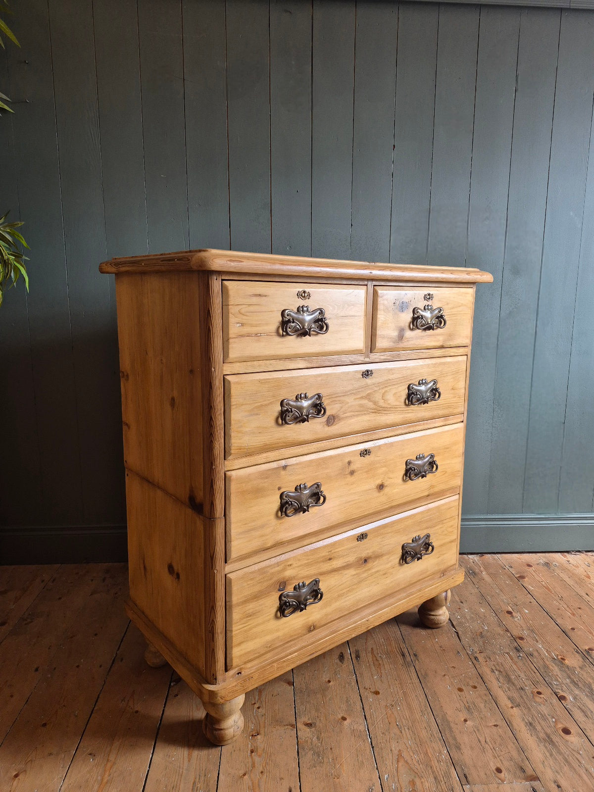 Victorian Pine Chest of Drawers