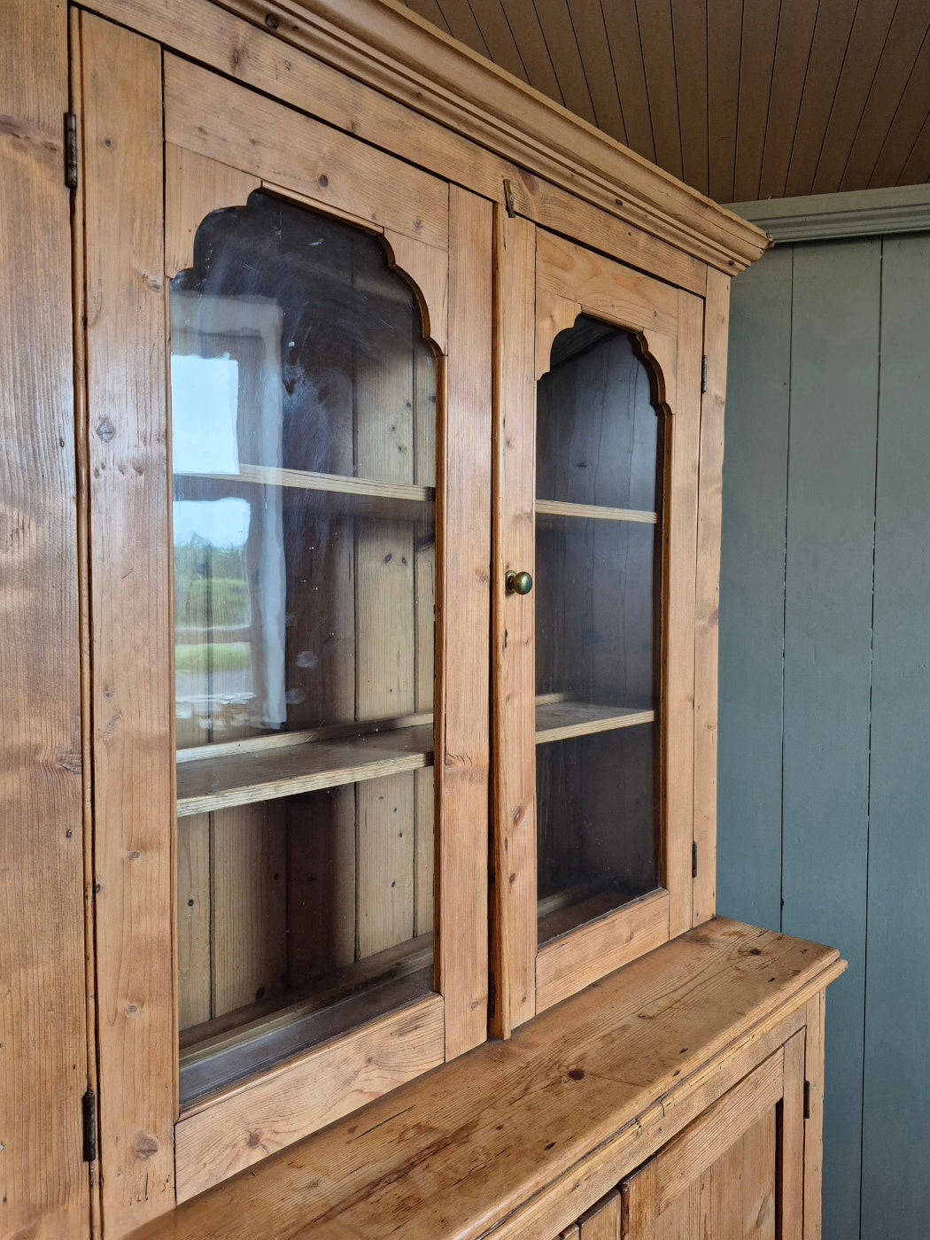 Victorian Pine Dresser
