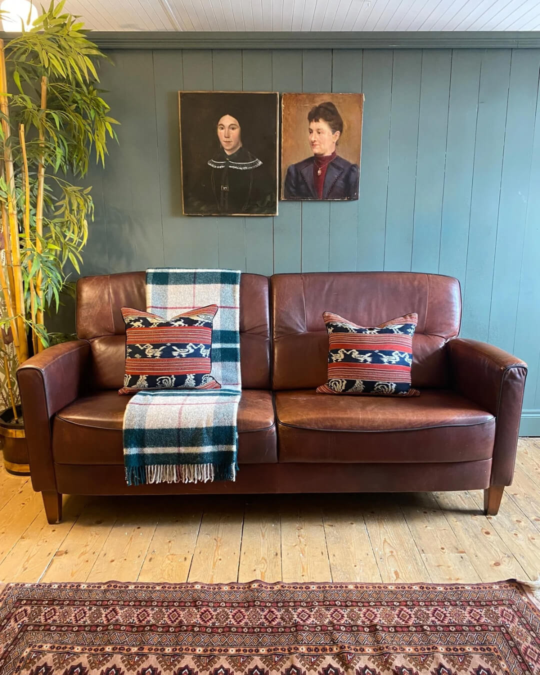Vintage Brown Leather 2-Seater Sofa