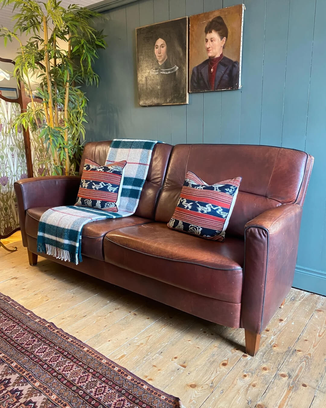 Vintage Brown Leather 2-Seater Sofa