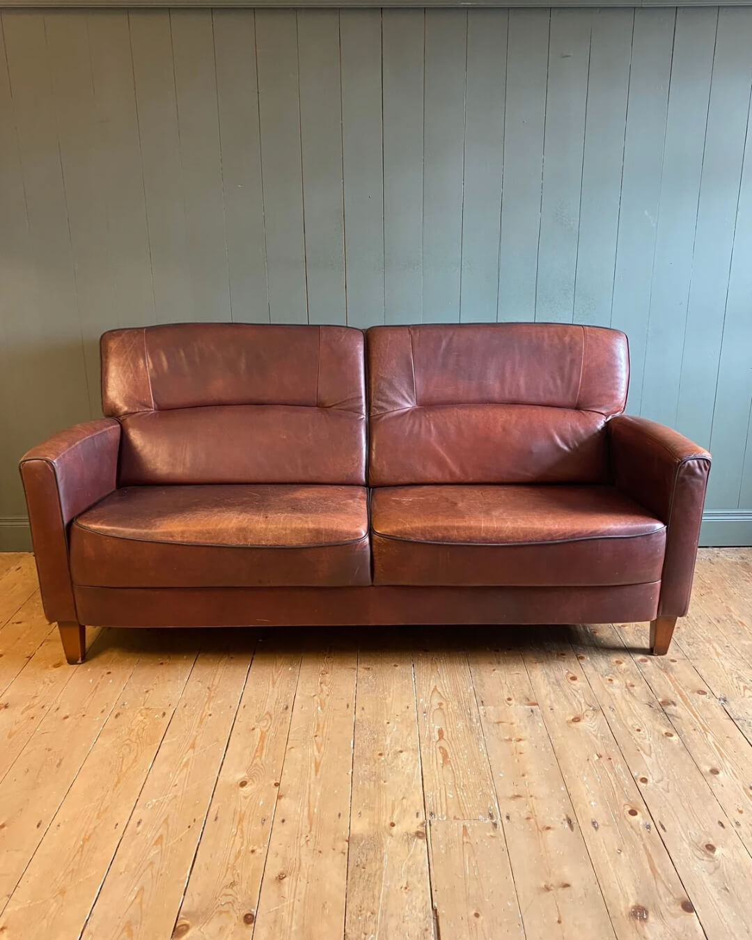 Vintage Brown Leather 2-Seater Sofa