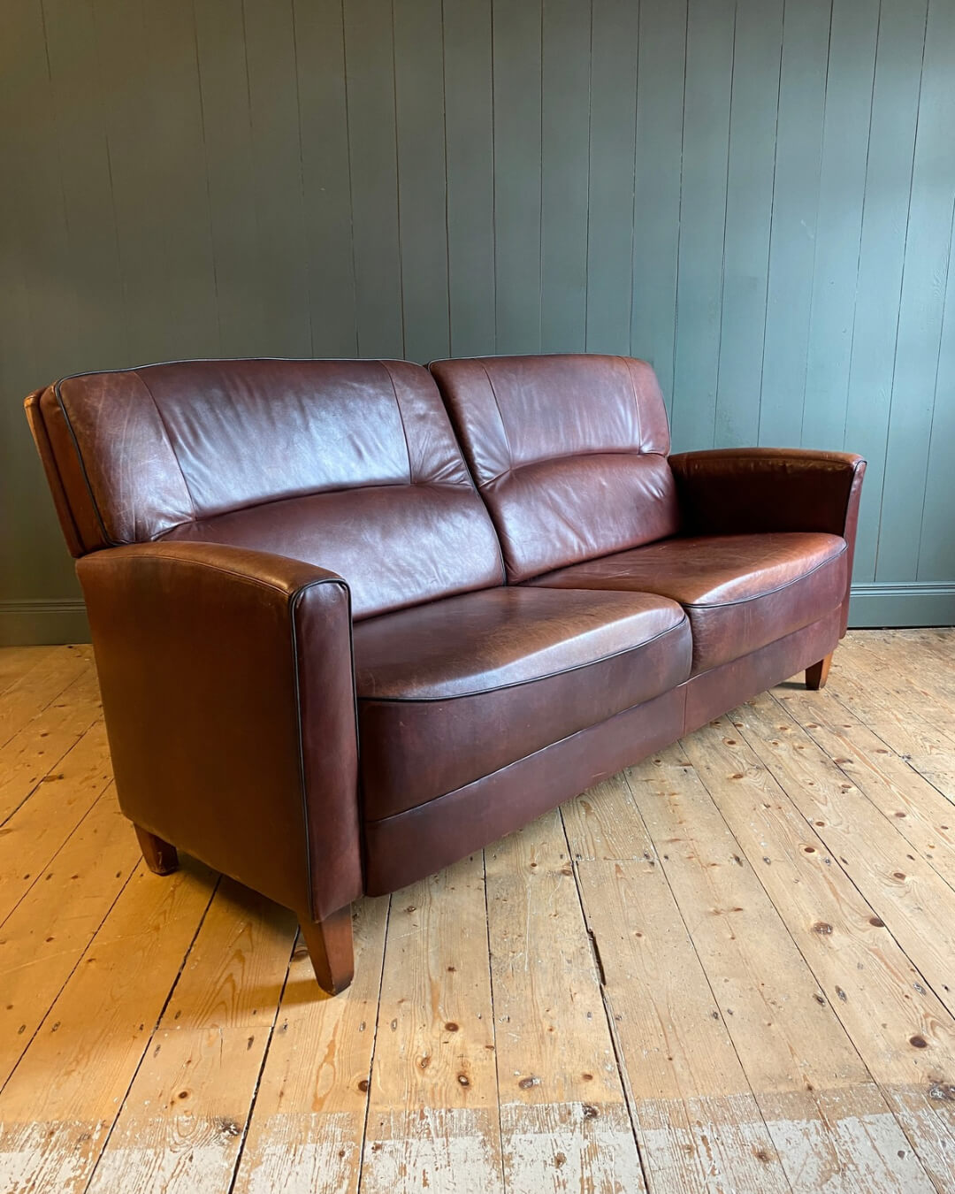 Vintage Brown Leather 2-Seater Sofa