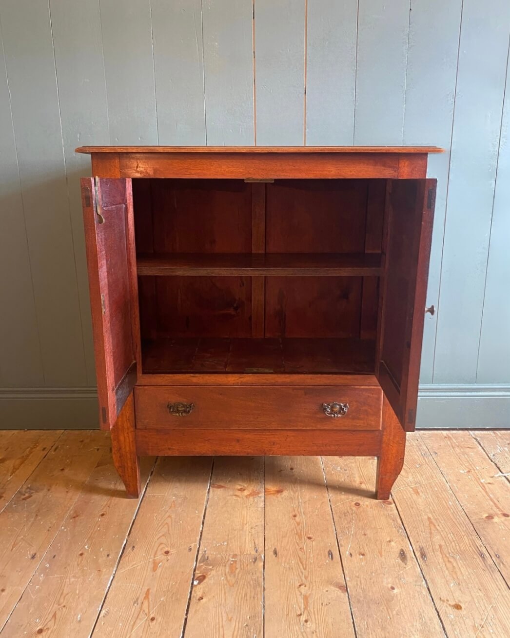 Vintage Mahogany Side Cabinet