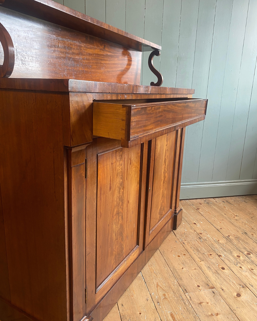 William IV Mahogany Chiffonier