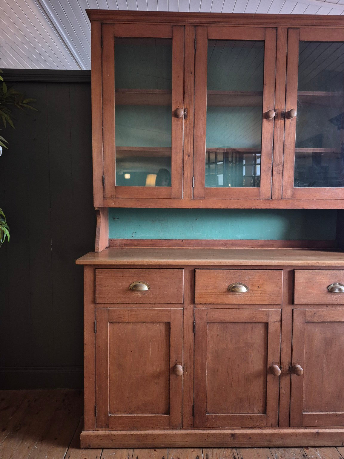 Victorian Pine Dresser