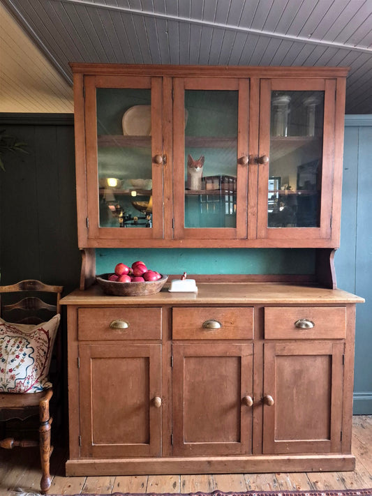 Victorian Pine Dresser