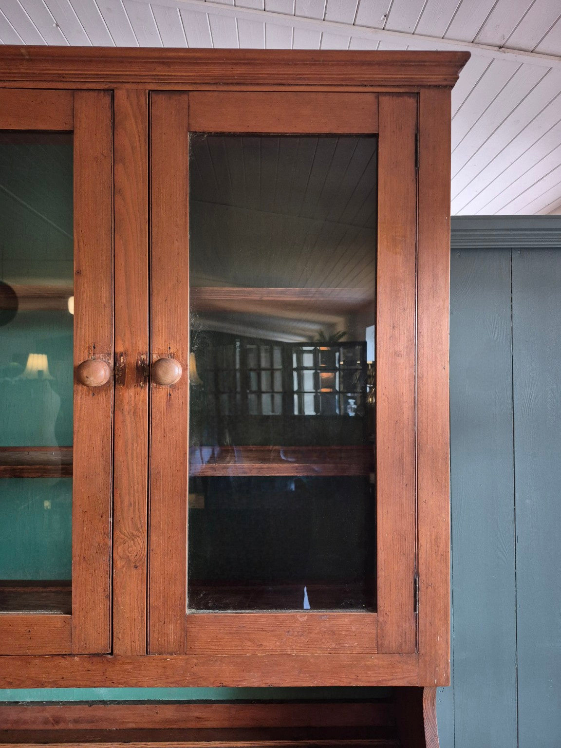 Victorian Pine Dresser