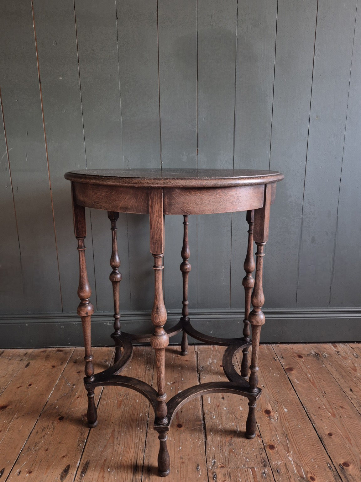 Vintage Round Oak Table